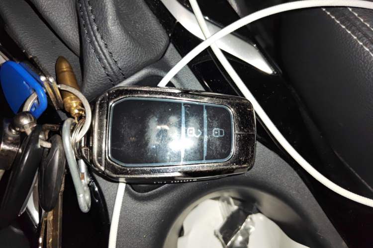 Used Toyota FRONTLANDER 2024 2.0L Smart Electric Hybrid Dual-Engine Luxury Edition Vehicle Key