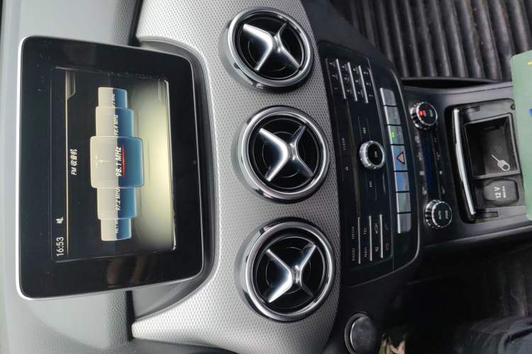 Used Mercedes-Benz B-Class 2015 B 200 Fashion Model
