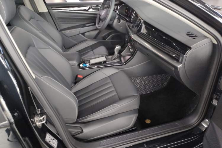 Used Volkswagen Passat 2023 Revised Version 280TSI Business Edition