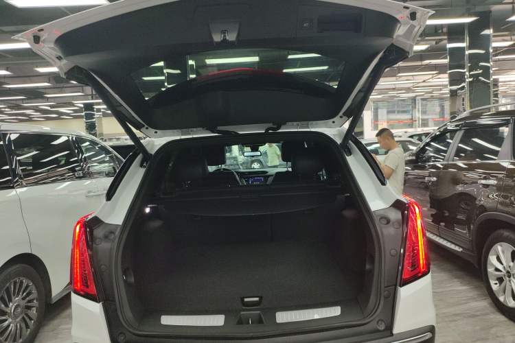 Used Cadillac XT5 2020 28T Luxury Version