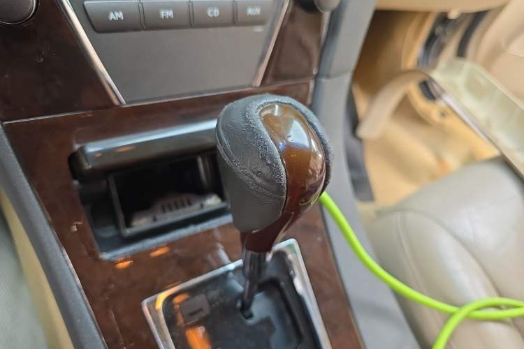 Used Lexus ES 2010 240 Elegant Edition Gear Lever