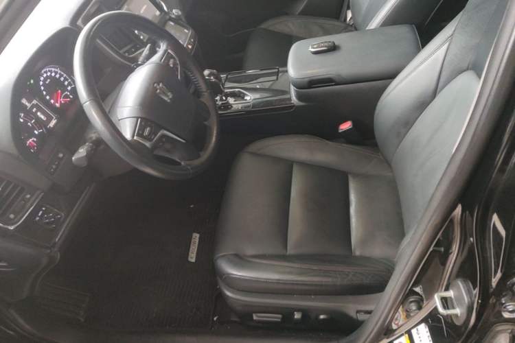 Used Toyota Crown 2018 2.0T Fashion Edition
