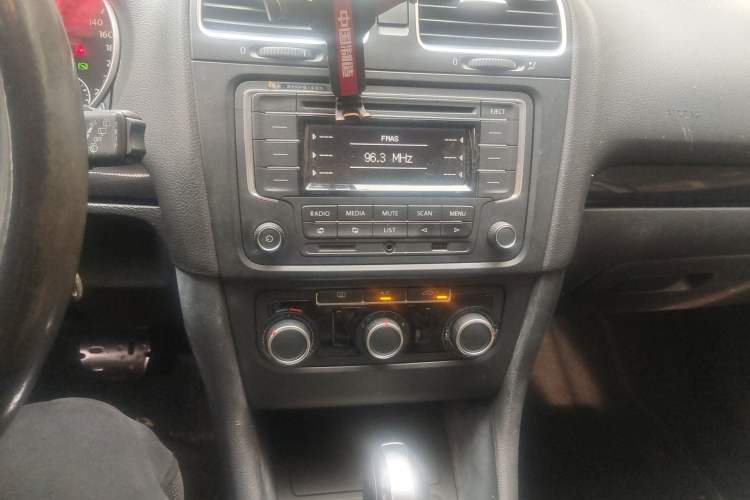 Used Volkswagen Golf 2012 1.6L Automatic Comfort Model
