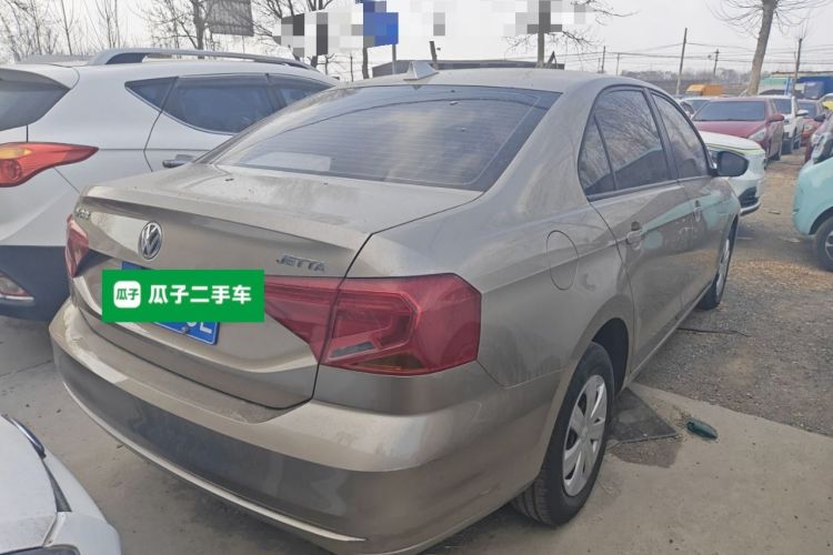 Used Volkswagen Jetta 2017 1.4L Manual Fashion Edition