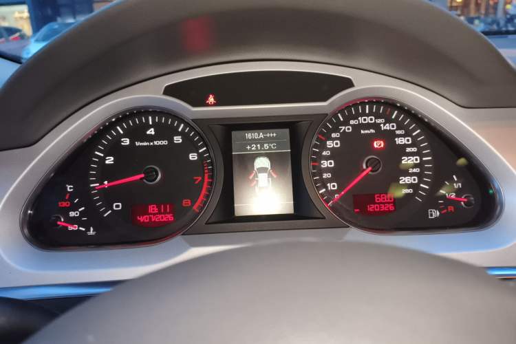 Used Audi A6L 2011 2.0 TFSI automatic Comfort trim Instrument Cluster
