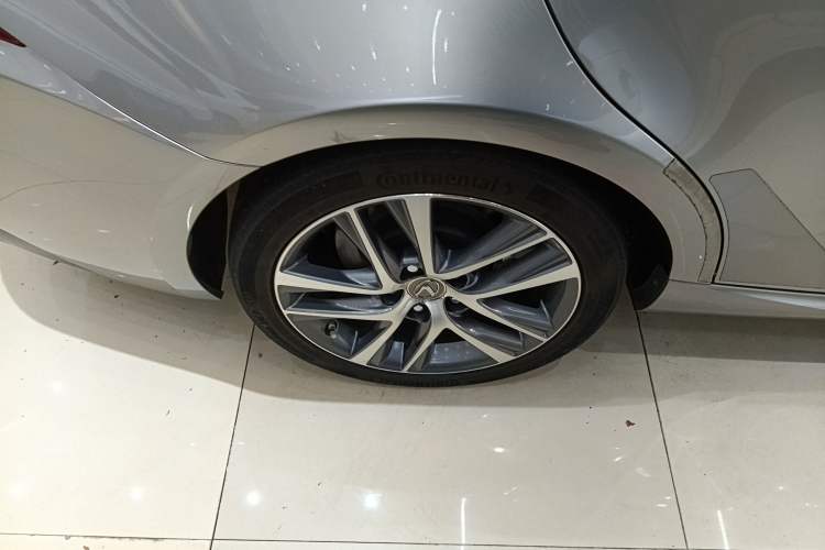 Used Lexus IS 2017 300 F SPORT Edition
