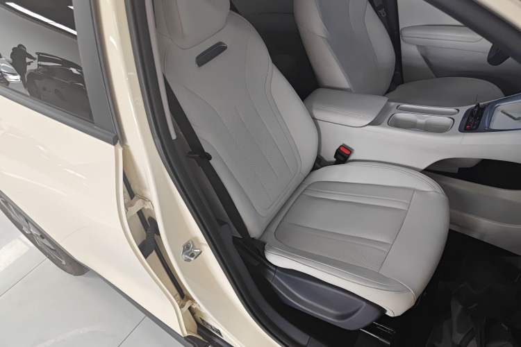 Used Geely Galaxy Geome 2025 310km Youth Edition Right Front Seat