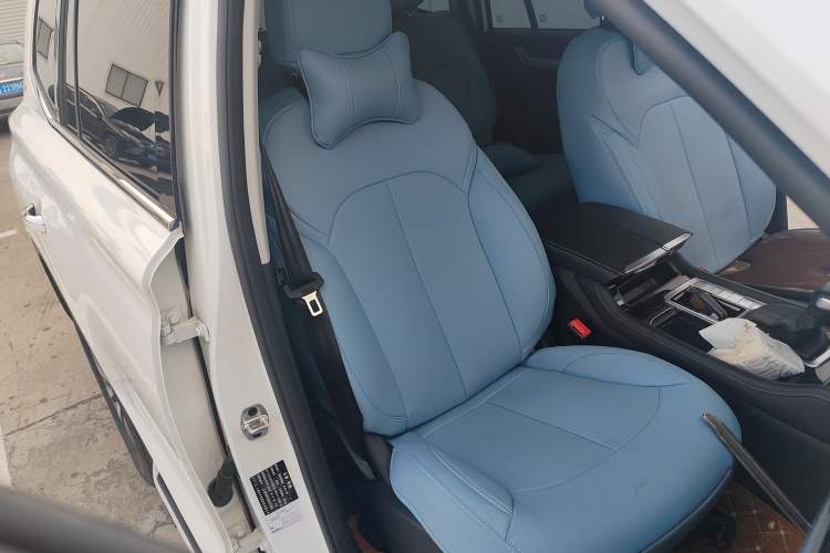 Used Roewe RX8 2019 30T Two-Wheel Drive Supreme Flagship Edition
