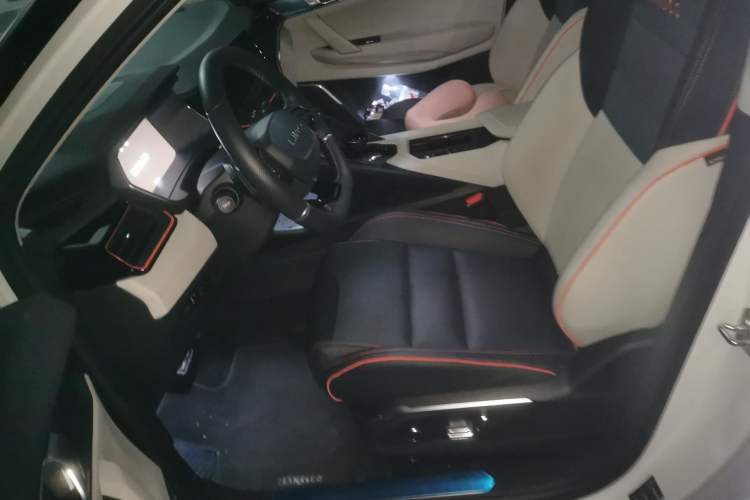 Used Lynk & Co 06 2020 1.5T YAO Halo