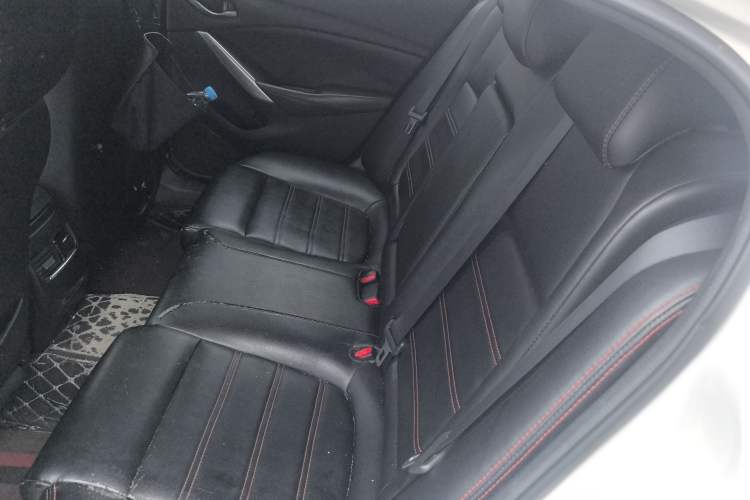 Used Mazda Atenza 2015 2.0L Blue Sky Fashion Edition
