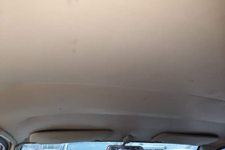 Used Nissan D22 2013 2.4L Gasoline Two-Wheel-Drive Standard Model