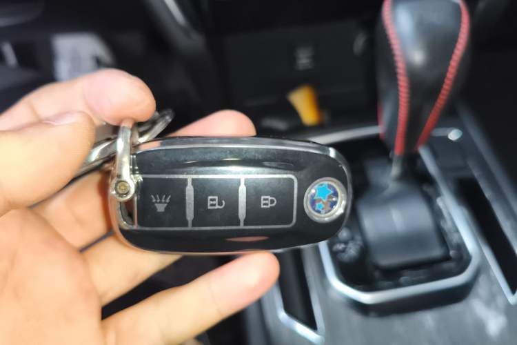 Used Venucia T90 2017 2.0L CVT Smart Edition