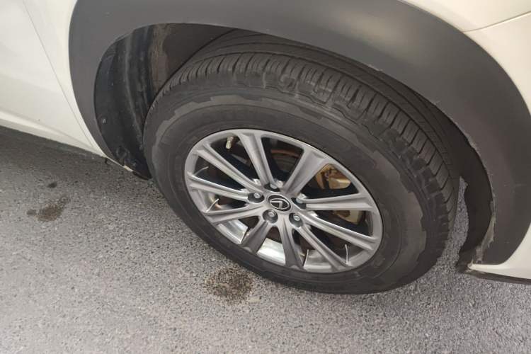 Used Lexus NX 2020 300h Front-Drive FENGSHANG Version China V Standard Right Front Wheel Hub