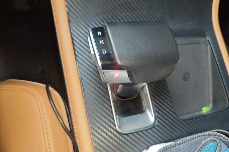 Used Li Auto ONE 2020 Extended-Range 6-Seater Version Gear Lever