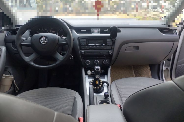 Used Skoda Octavia 2015 1.6L Manual Yijie Edition