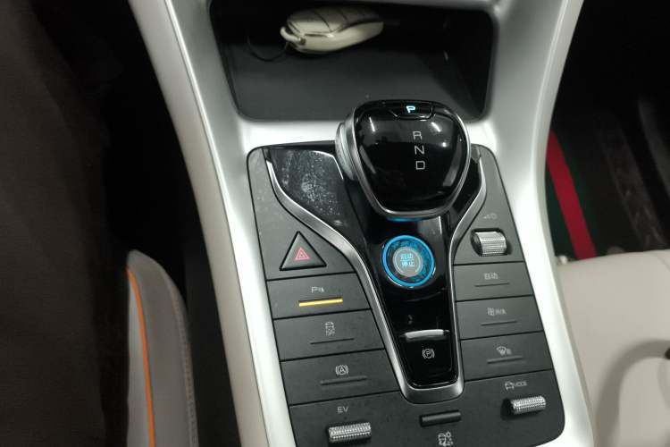 Used BYD Song Pro New Energy 2023 Champion Edition DM-i 71KM Navigation Model