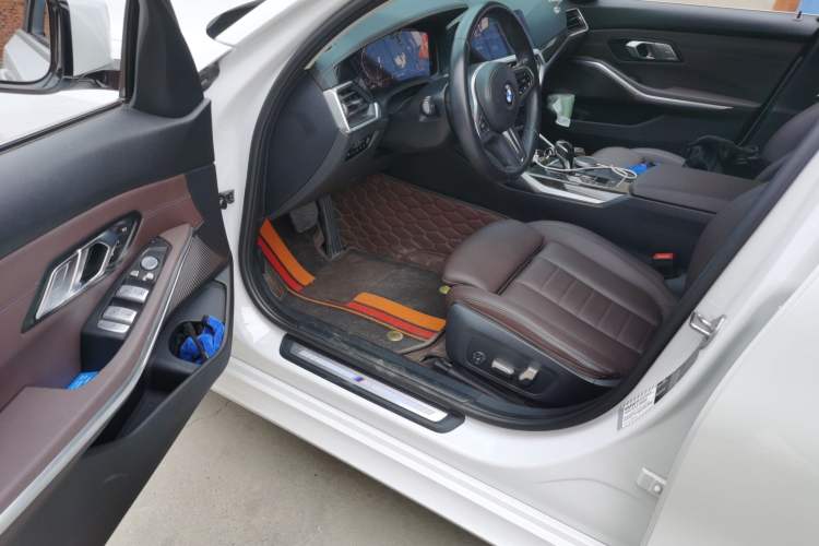 Used BMW 3 Series 2020 Restyled 325Li M Sport Package Driver Seat