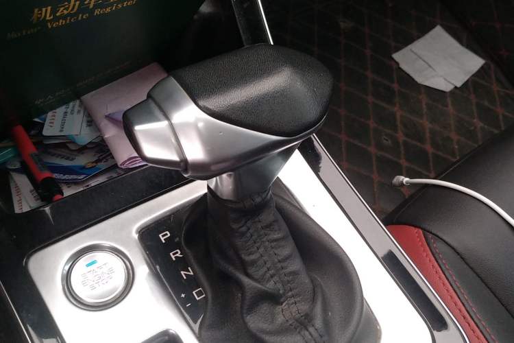 Used Dongfeng Aeolus Yixuan GS 2020 230T Automatic Cool Edition Gear Lever