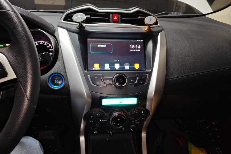 Used BYD Yuan New Energy 2018 EV360 Smart Connect Cool Edition Audio And AC Panel