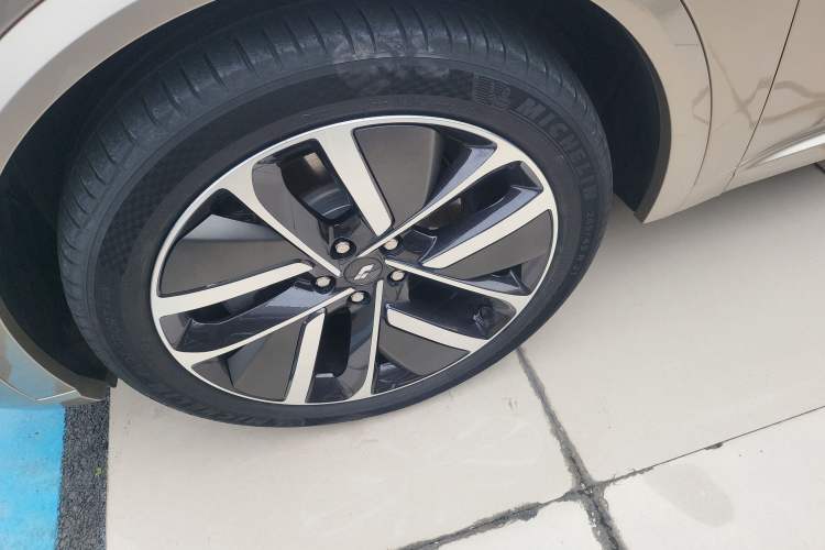 Used Li Auto L9 2022 Max model