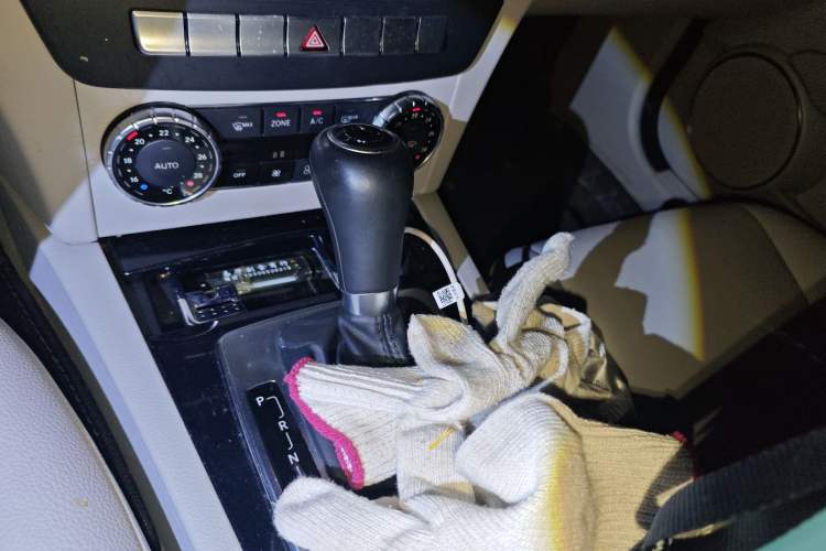 Used Mercedes-Benz C-Class 2013 C 180 Classic Grand Edition