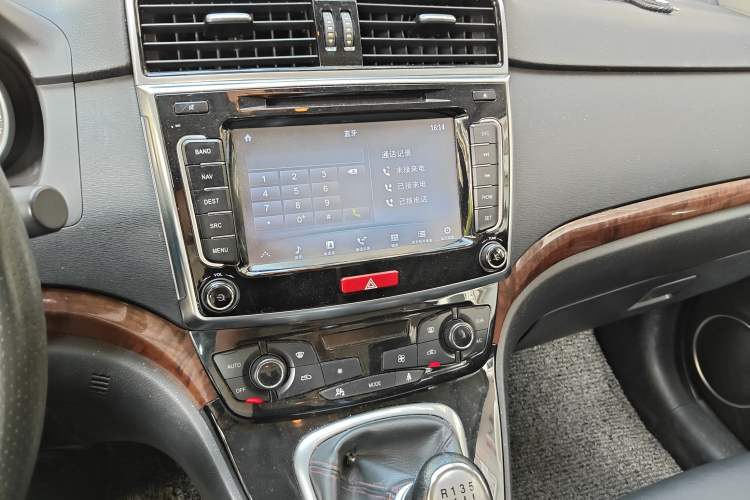 Used Haval H6 2014 Sport Version 1.5T Manual Two-Wheel Drive Elite Edition