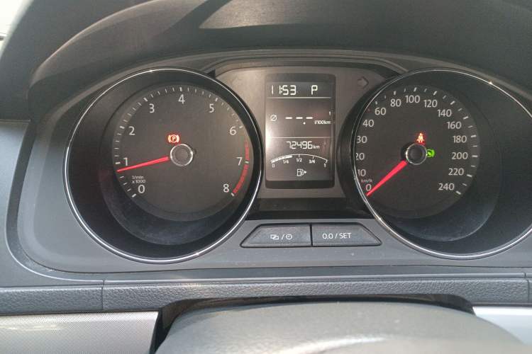 Used Volkswagen Lavida 2015 1.6L Automatic Comfort Edition