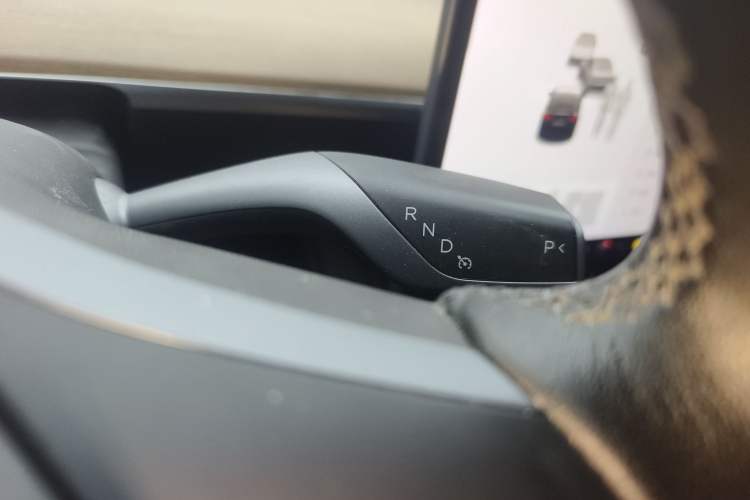 Used Tesla Model Y 2021 Standard Range Rear-Wheel Drive Version
