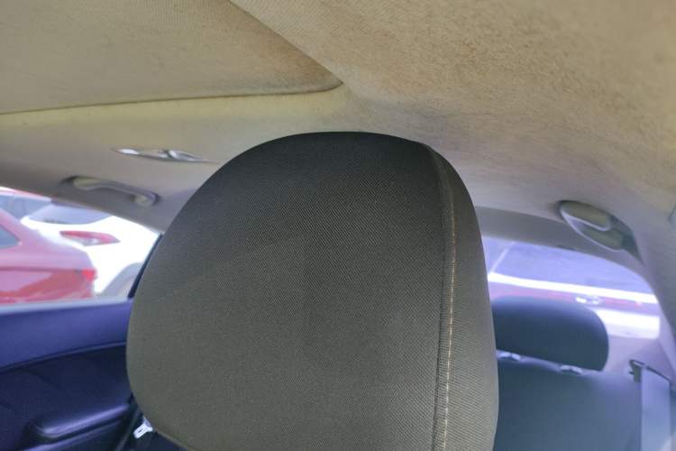 Used Kia K3 2015 1.6L Manual GLS Headliner