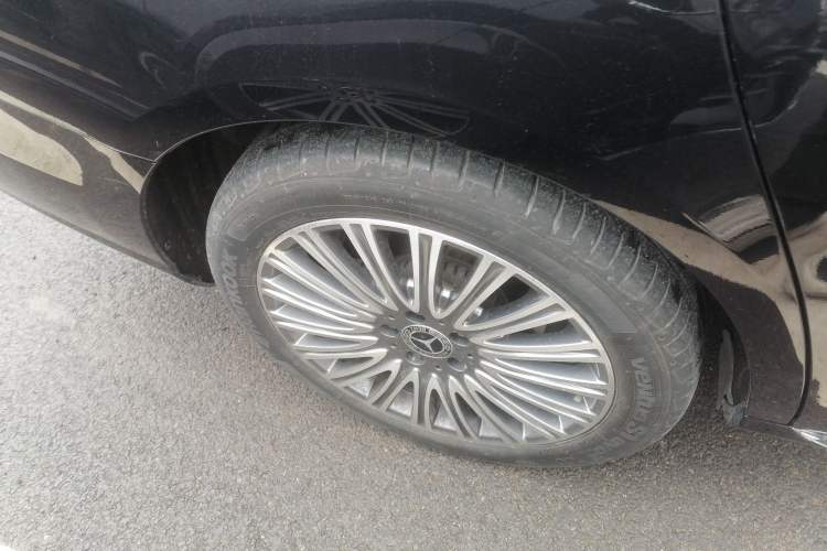 Used Mercedes-Benz E-Class 2023 Updated E 300 L Fashion Edition
