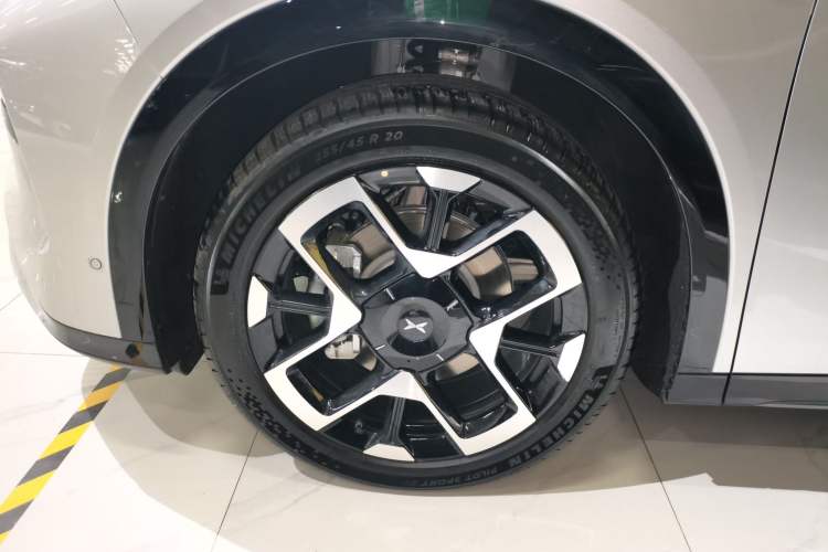 Used XPeng G7 2025 Model—702 Ultra Long Range
