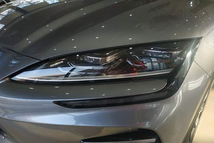 Used BYD Song PLUS New Energy 2025 EV Intelligent Driving Version 520km Premium Model