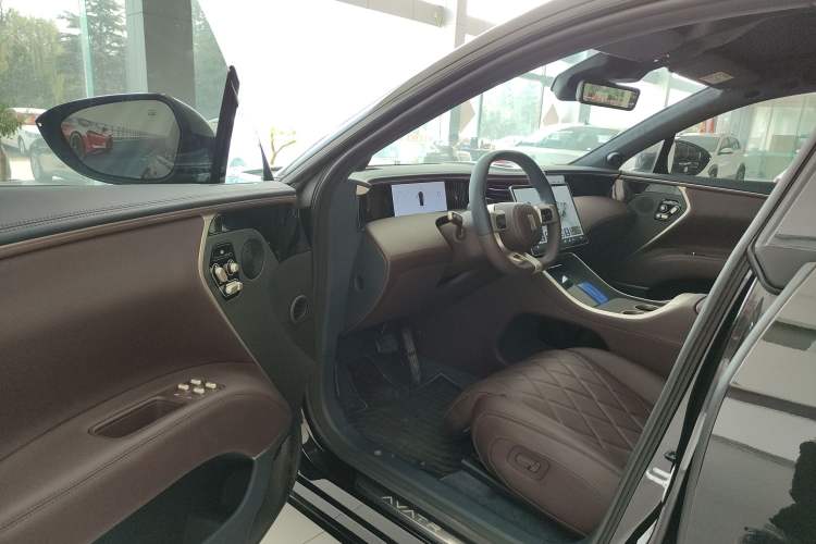 Used Avatr 11 2025 Ultra Extended-Range Edition
