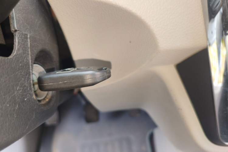 Used Jinbei New Hiace X30L 2021 1.5L Wealth Central Air Conditioning Version Coach China VI Standard SWC15M
