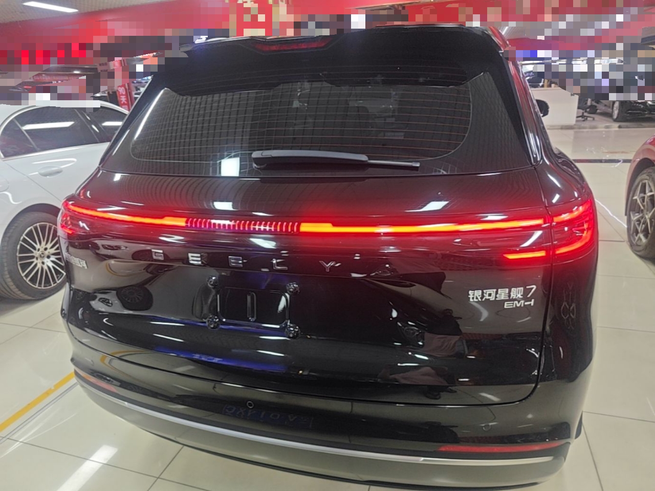 Geely Galaxy Xingjian 7 EM-i 2025 120km Launch+ Version — снимка 5