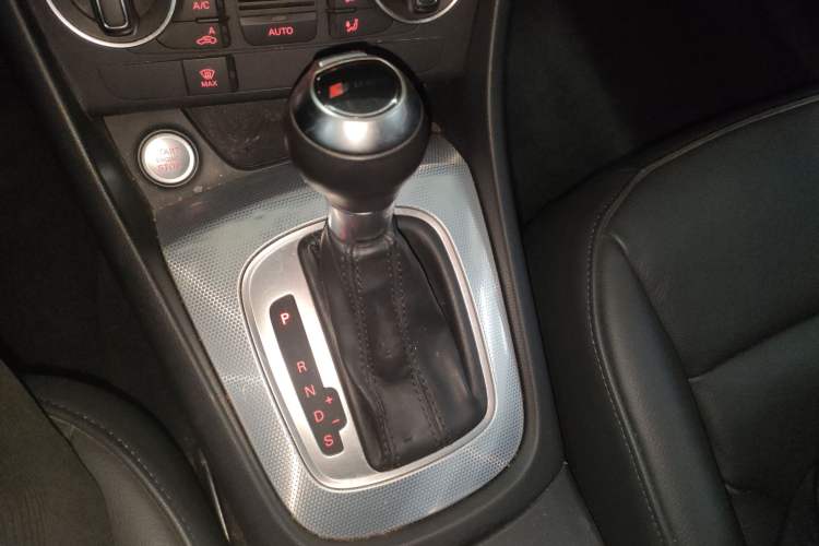 Used Audi Q3 2017 30 TFSI Fashion Model
