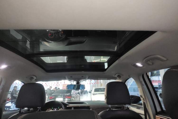 Used Volkswagen Tharu 2019 280TSI Two-Wheel Drive Luxury Version China VI Standard