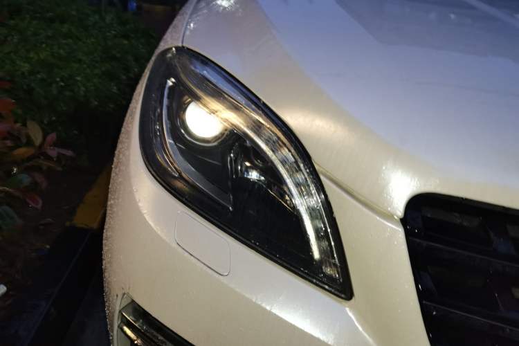 Used Mercedes-Benz M-Class 2012 ML 300
