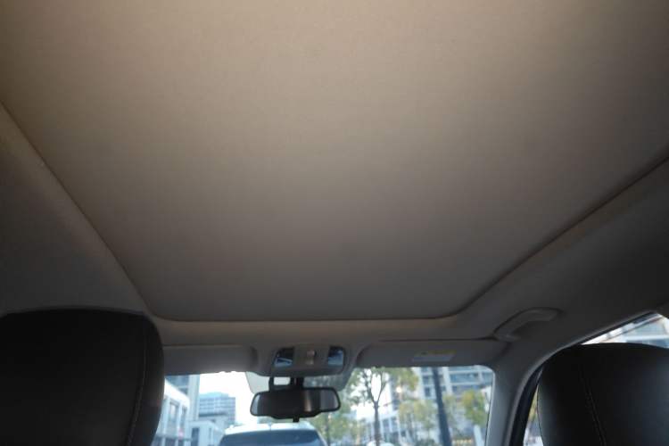 Used Kia Sportage R 2018 2.0L Automatic Smart Luxury Version China V Standard Headliner