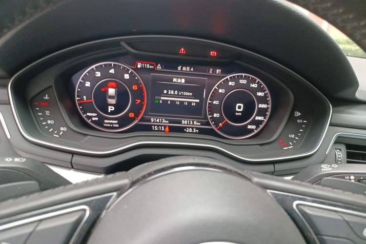 Used Audi A4L 2018 30th Anniversary Edition 40 TFSI Fashion Model
