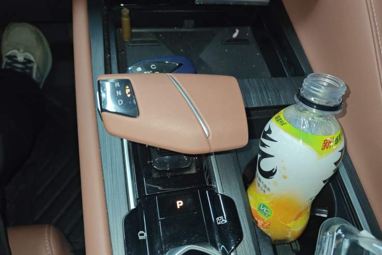 Used CHANGAN CS75 PLUS 2023 3rd Generation 1.5T Automatic Prestige Model
