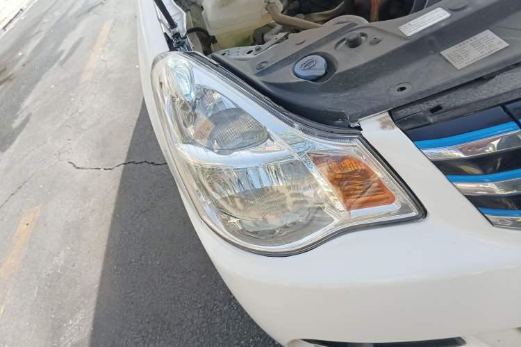 Used Dongfeng Junfeng E11K 2019 Standard Model