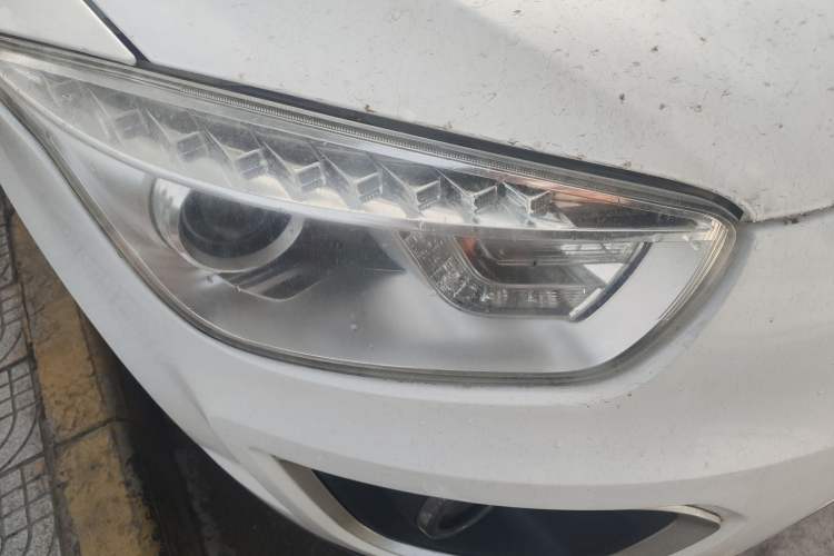 Used Bestune X80 2013 2.0L automatic comfort version
