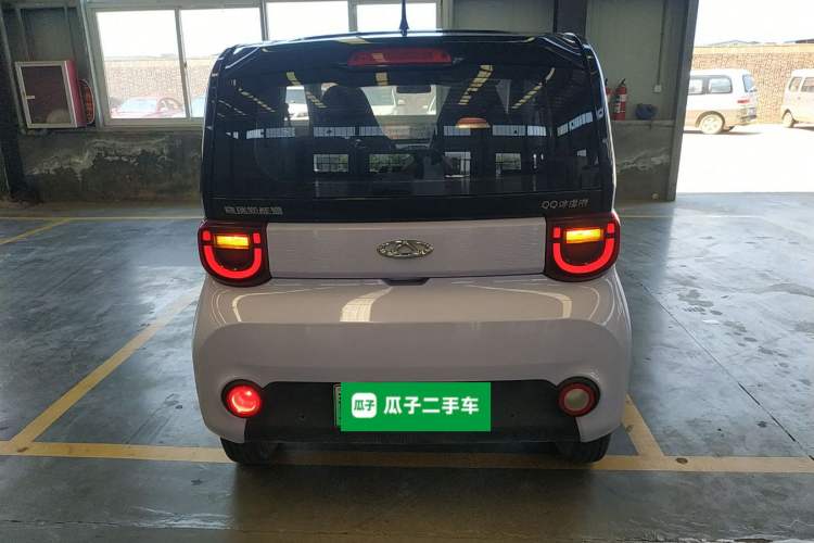 Used Chery New Energy QQ Ice Cream 2022 170km Sundae Phosphate Lithium-Ion