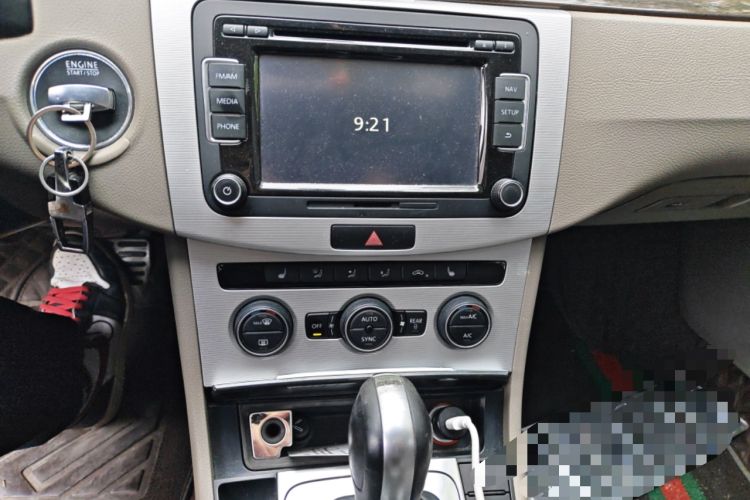 Used Volkswagen Magotan 2015 1.8TSI Prestige Model Audio And AC Panel