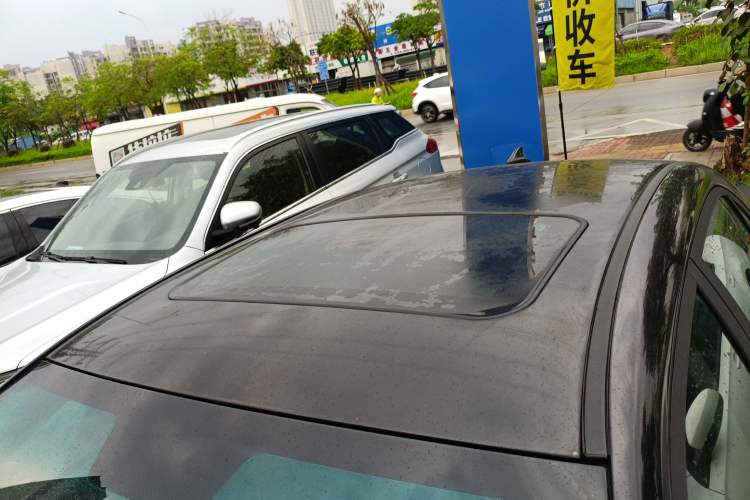 Used BYD Surui 2015 Revised Version 1.5L Manual Luxury Edition
