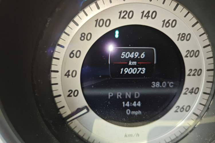 Used Mercedes-Benz C-Class 2011 C 200 Fashion Travel Edition
