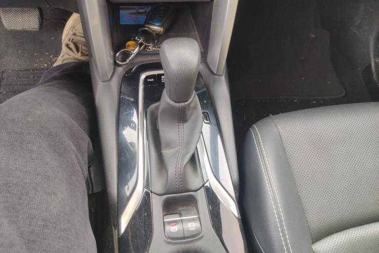 Used Toyota FRONTLANDER 2022 2.0L CVT Luxury PLUS Edition
