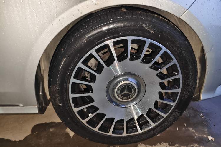 Used Mercedes-Benz E-Class 2014 E 260 L Sport Edition
