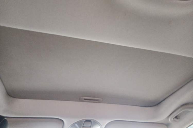 Used Hyundai Santa Fe 2013 2.4L Automatic 2WD Comfort Edition Headliner